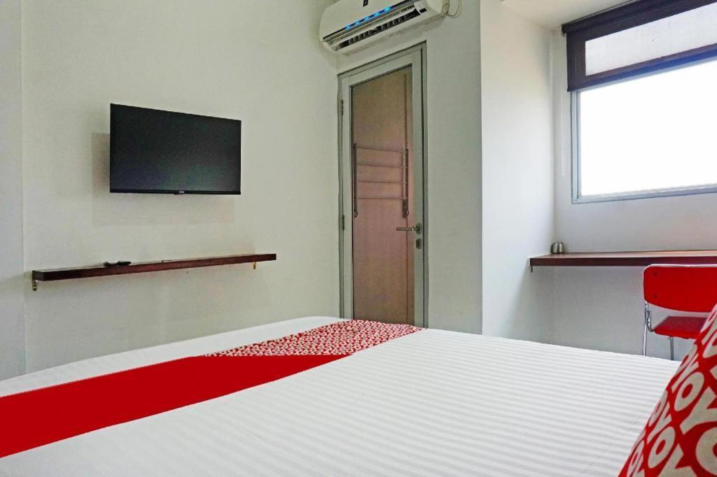 Oyo 91593 San San Rooms Apartment Gunung Putri Square Gunungputri Екстер'єр фото